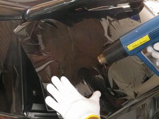 ウィンドウフィルム　成形中